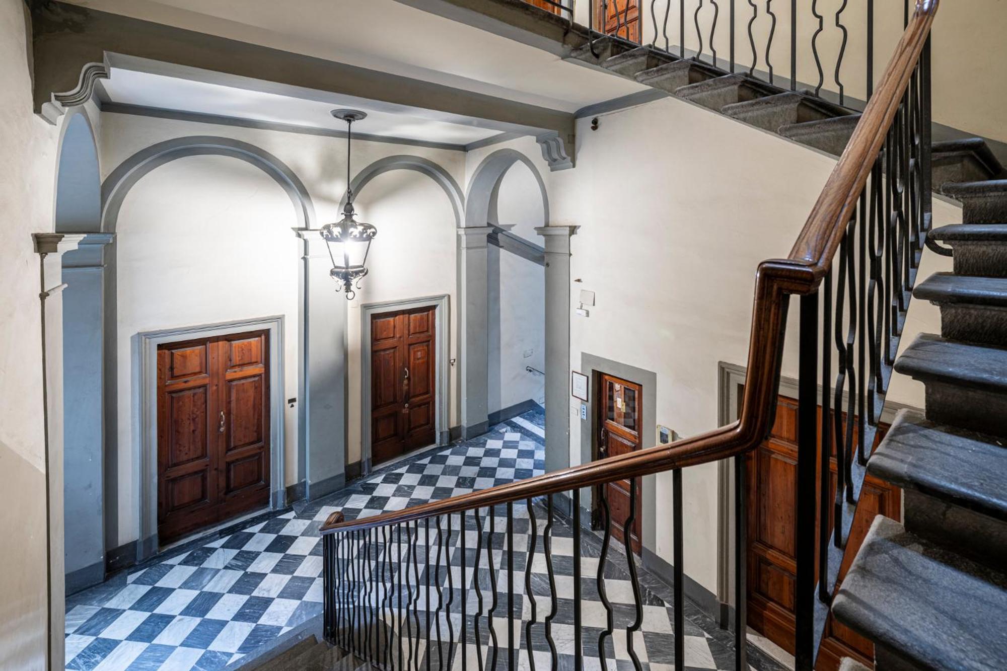 Cherubini Palace Thematic Apartment Florence Ngoại thất bức ảnh