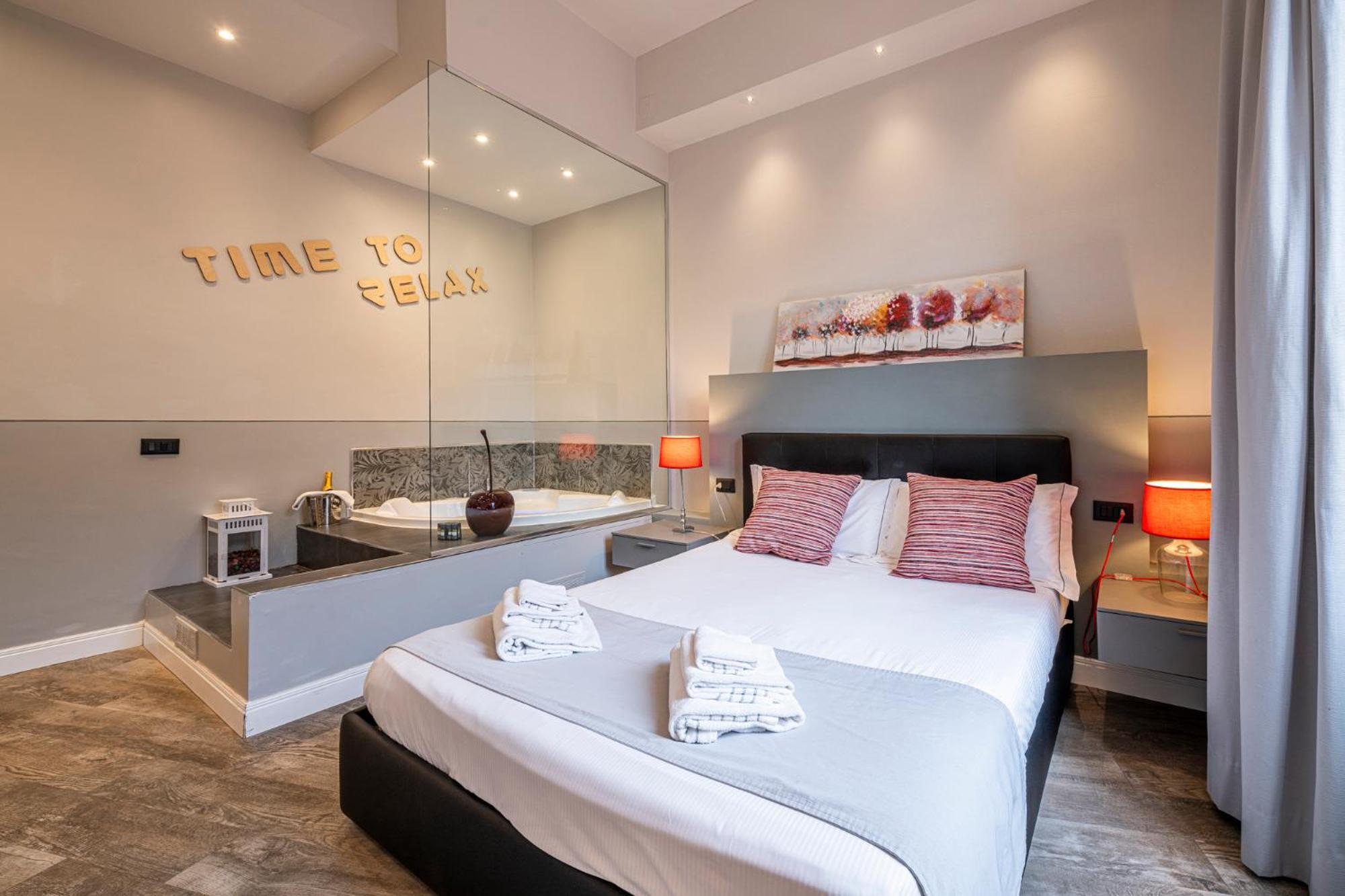 Cherubini Palace Thematic Apartment Florence Ngoại thất bức ảnh