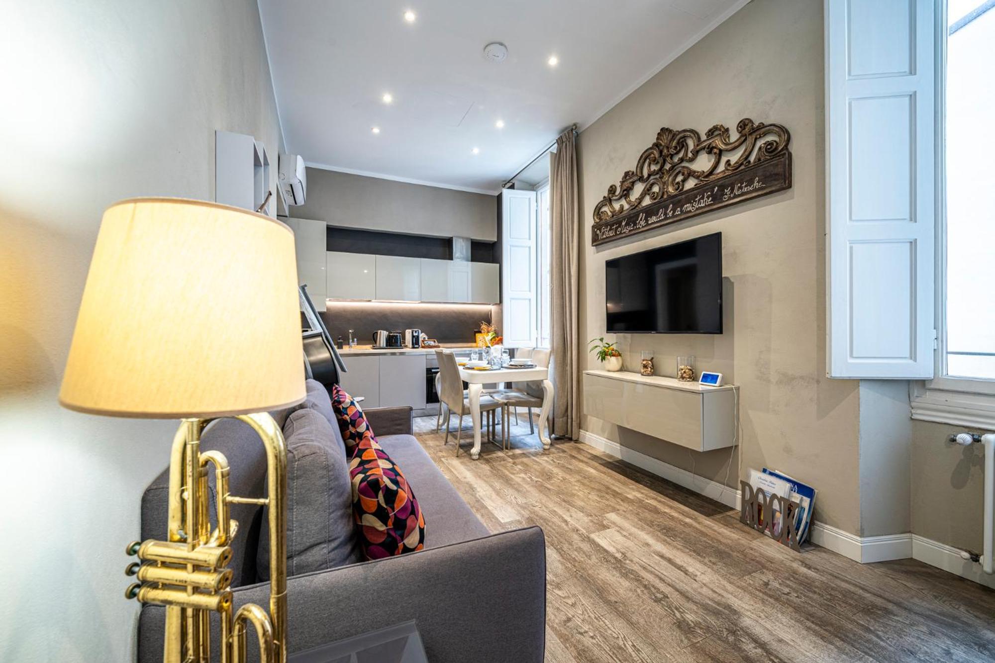 Cherubini Palace Thematic Apartment Florence Ngoại thất bức ảnh