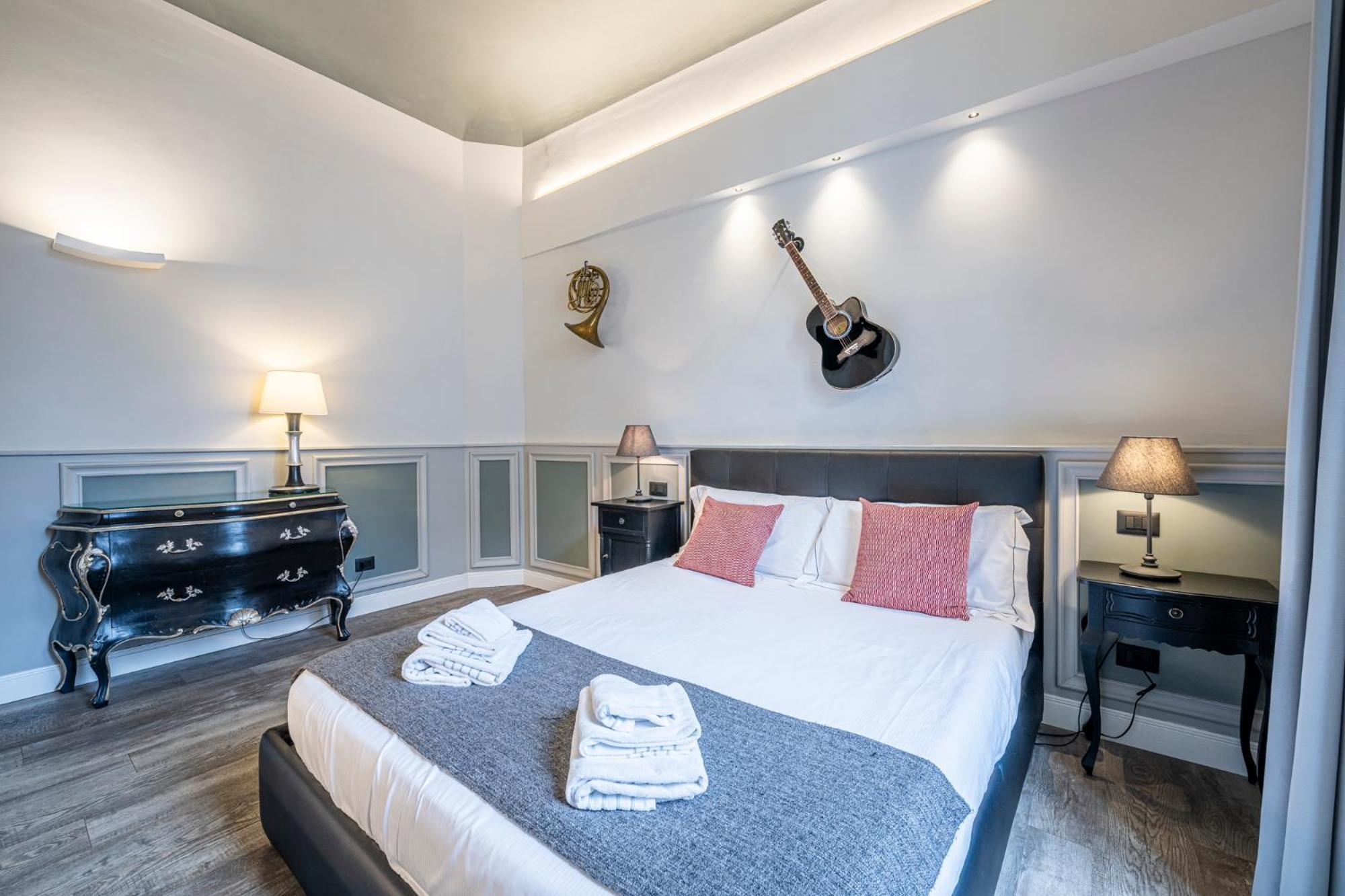Cherubini Palace Thematic Apartment Florence Ngoại thất bức ảnh