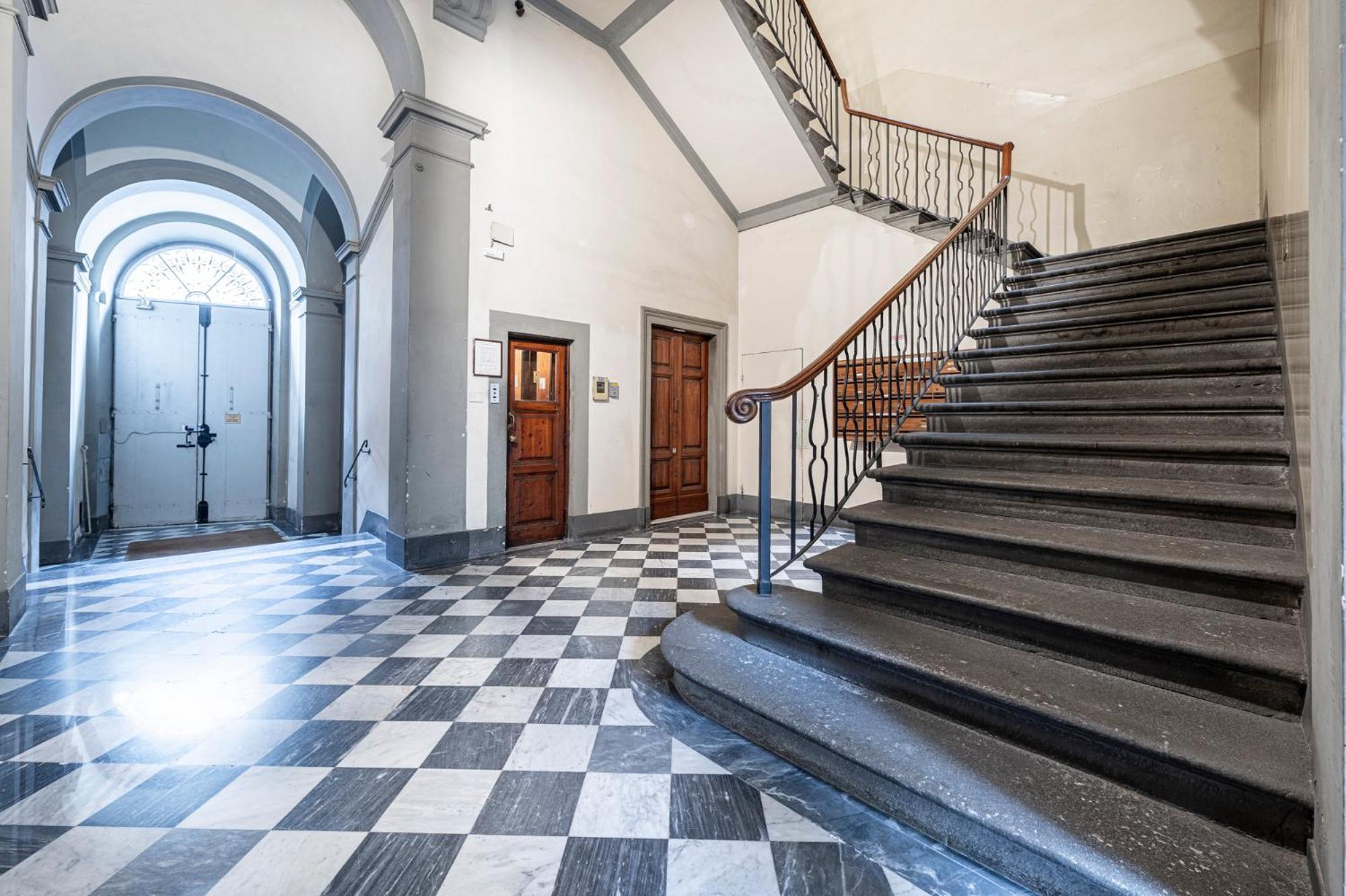 Cherubini Palace Thematic Apartment Florence Ngoại thất bức ảnh