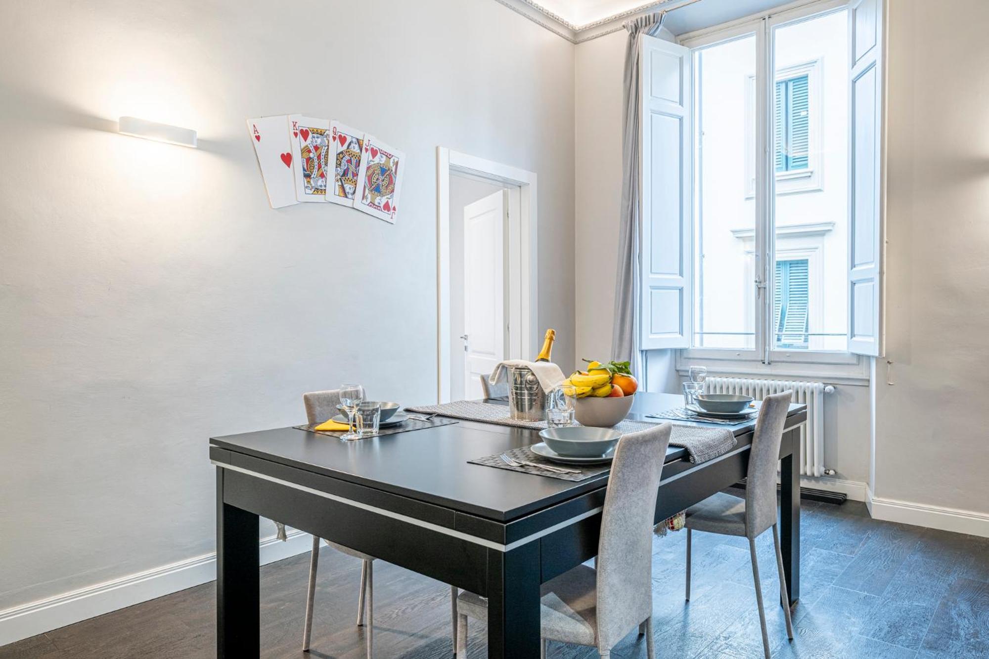 Cherubini Palace Thematic Apartment Florence Ngoại thất bức ảnh