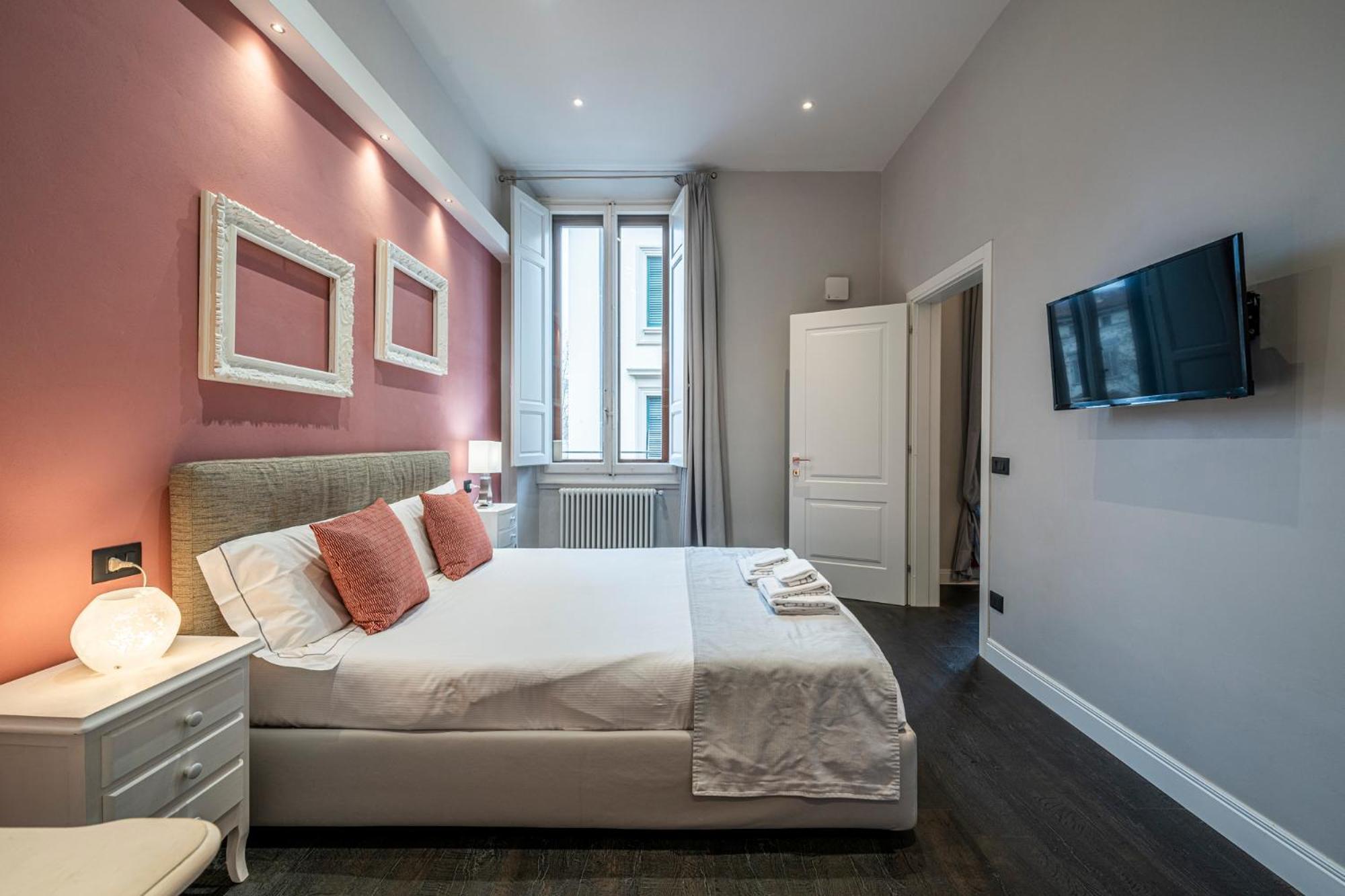 Cherubini Palace Thematic Apartment Florence Ngoại thất bức ảnh
