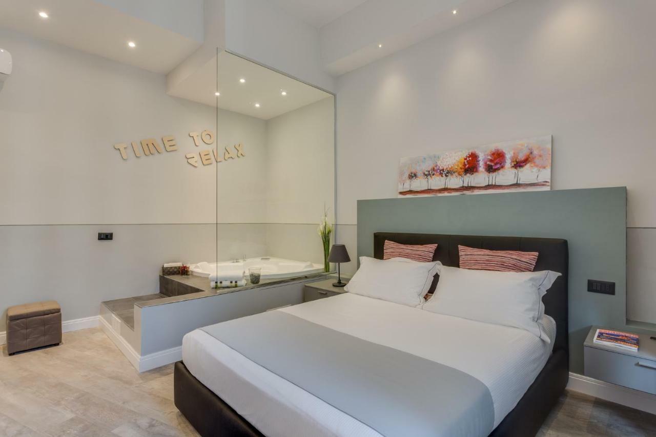 Cherubini Palace Thematic Apartment Florence Ngoại thất bức ảnh